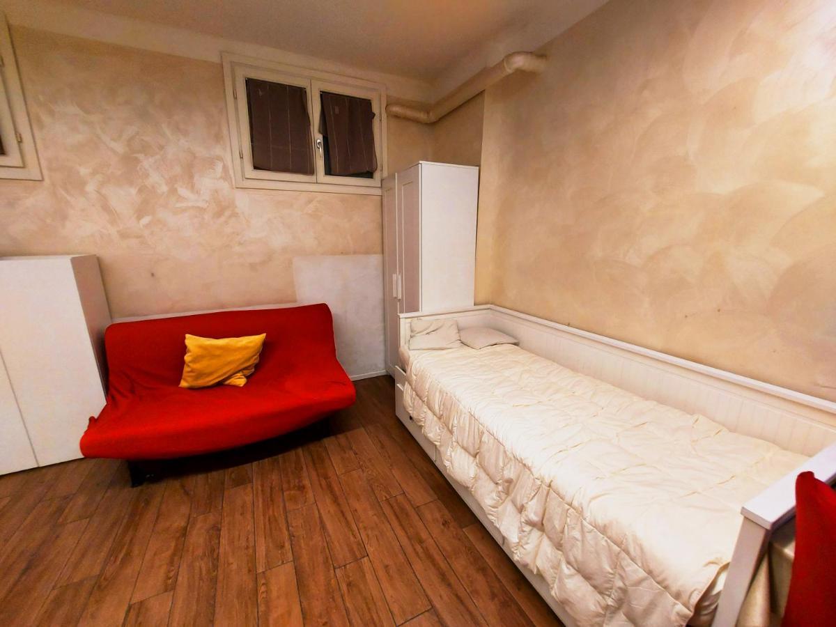 Free Breakfast - Big Apartment In The Heart Of Рим Экстерьер фото