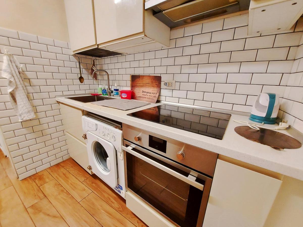 Free Breakfast - Big Apartment In The Heart Of Рим Экстерьер фото