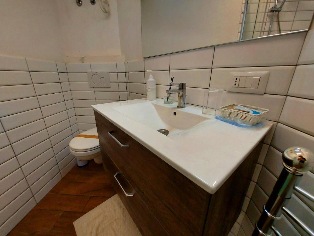 Free Breakfast - Big Apartment In The Heart Of Рим Экстерьер фото