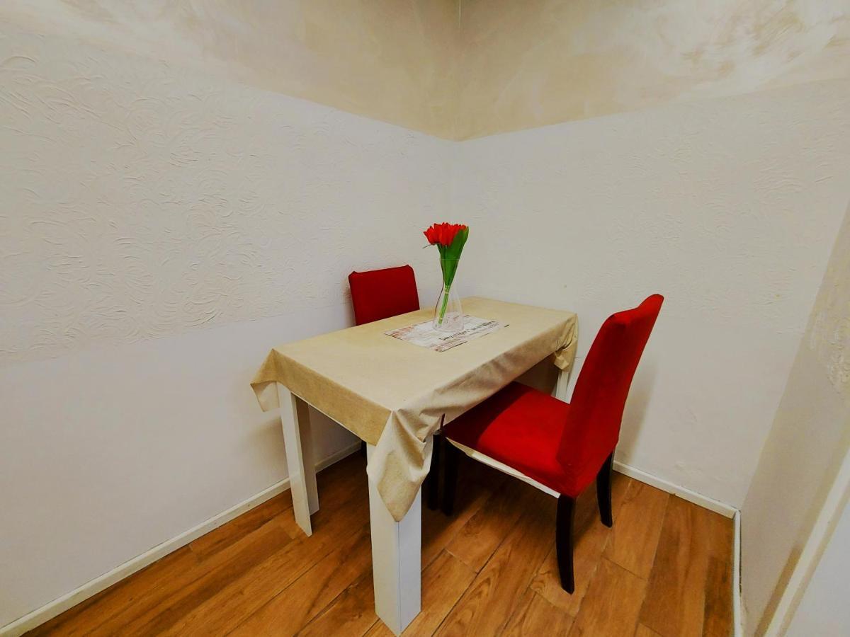 Free Breakfast - Big Apartment In The Heart Of Рим Экстерьер фото