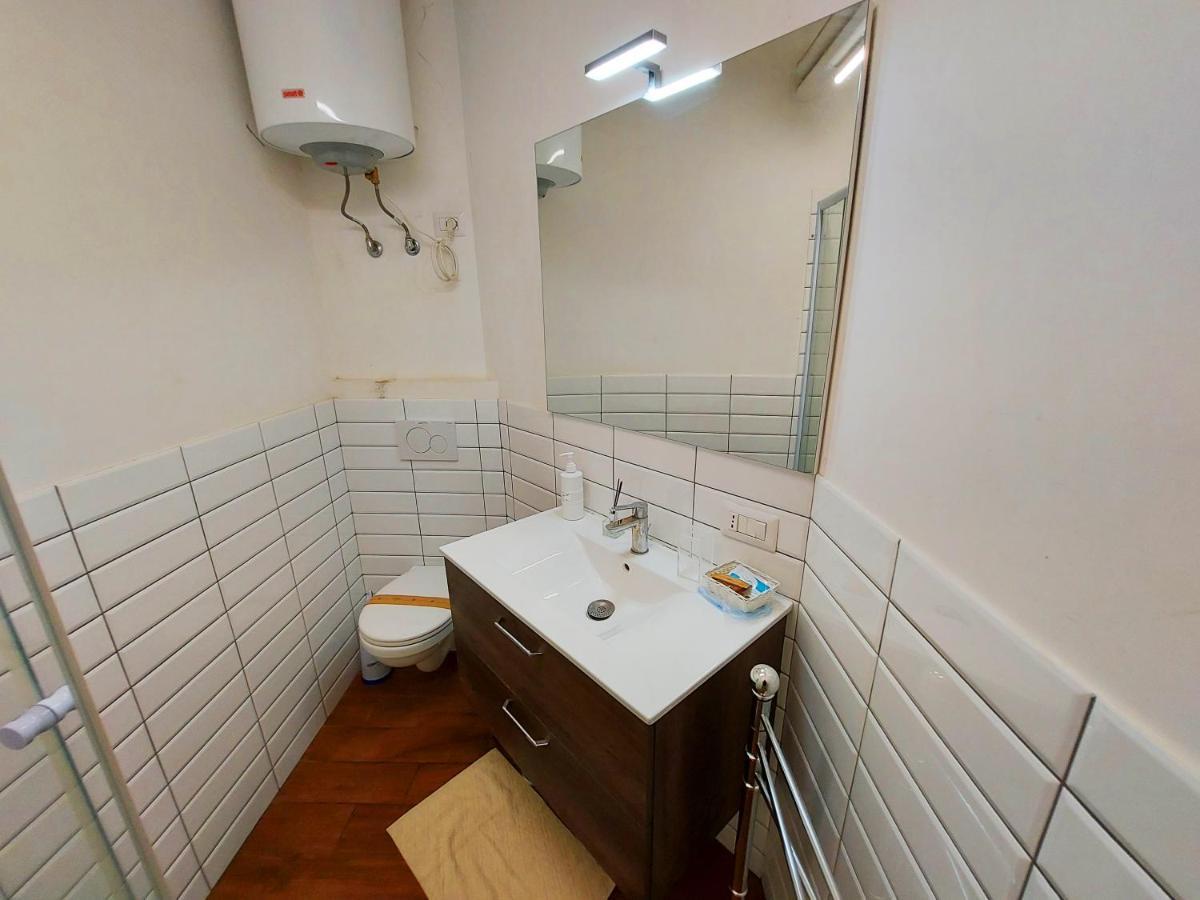 Free Breakfast - Big Apartment In The Heart Of Рим Экстерьер фото