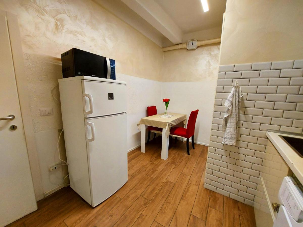 Free Breakfast - Big Apartment In The Heart Of Рим Экстерьер фото