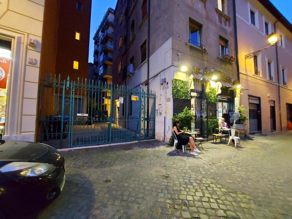 Free Breakfast - Big Apartment In The Heart Of Рим Экстерьер фото